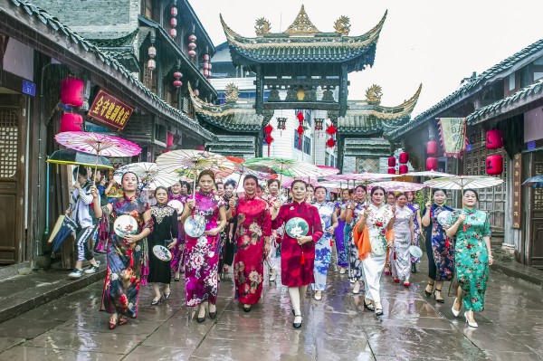 李祯雪单图 中华旗袍秀古鎮