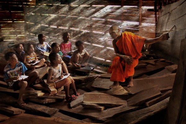 Vuong Quoc Kim (金王国) Temporary classroom