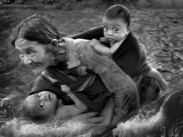 Vuong Quoc Kim (金王国) Pressing forward
